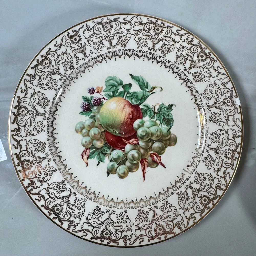 Lot of‎ 6 Salem Ovenproof Salad Plates Fruit Pattern 23K Gold Rims 7.25